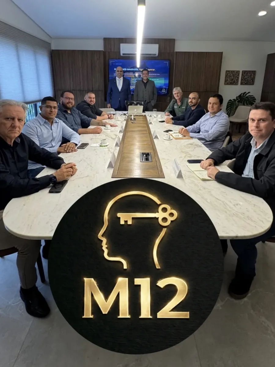 Empresários reunidos na Mesa do M12